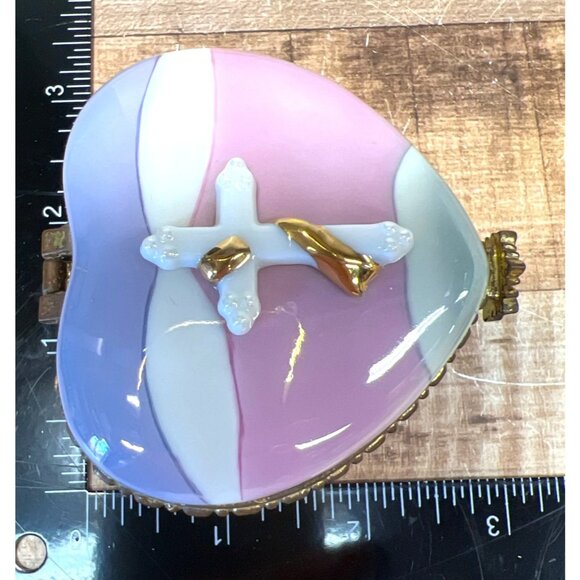 Heart-Shaped Ceramic Trinket Box With Cross & Gold Accents - Picture 6 of 7